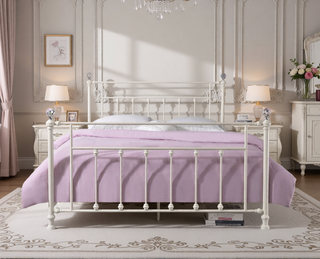 AIHouse White Queen Bed